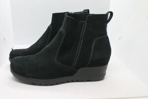 Sorel Evie Waterproof Black Suede Ankle Boots sz 9